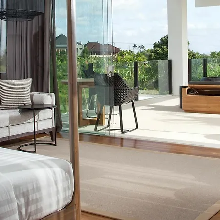 The Palm House Villa